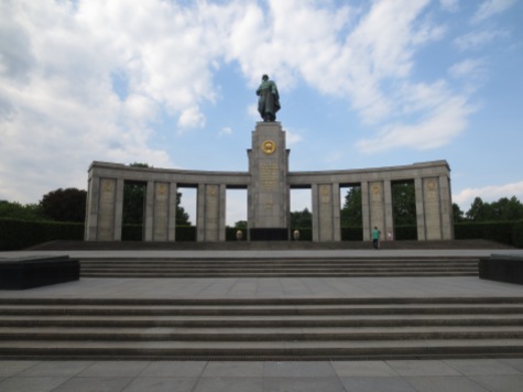 Memorial to the Soviets